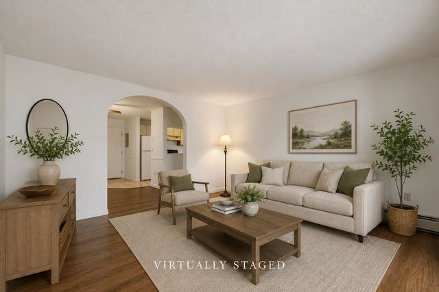 5 Timberwood Dr Unit 208, Goffstown, NH 03045