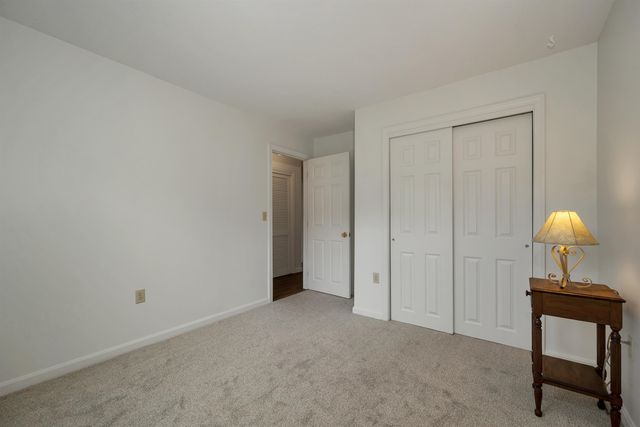 5 Timberwood Dr Unit 208, Goffstown, NH 03045