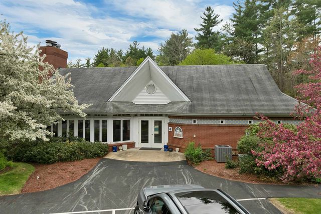 5 Timberwood Dr Unit 208, Goffstown, NH 03045