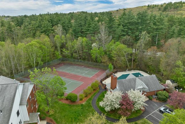 5 Timberwood Dr Unit 208, Goffstown, NH 03045