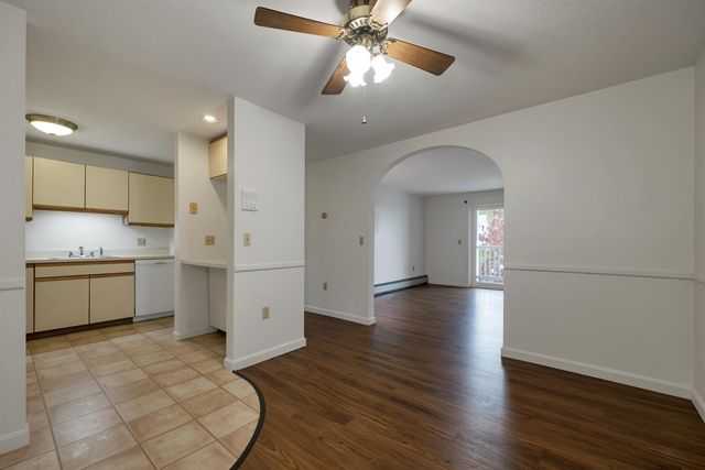 5 Timberwood Dr Unit 208, Goffstown, NH 03045