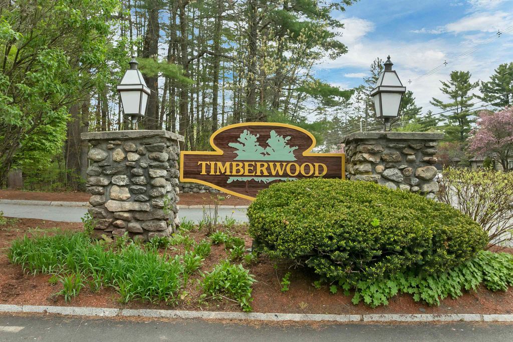 5 Timberwood Dr Unit 208, Goffstown, NH 03045