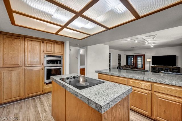 399 Award Court, Henderson, NV 89014
