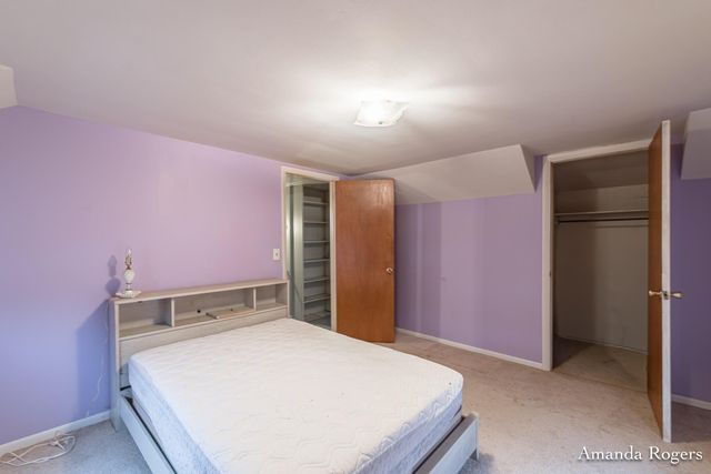 926 E Main Street SE, Lowell, MI 49331