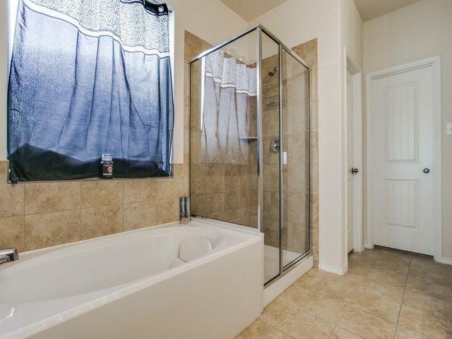 512 Anchor Way, Crowley, TX 76036