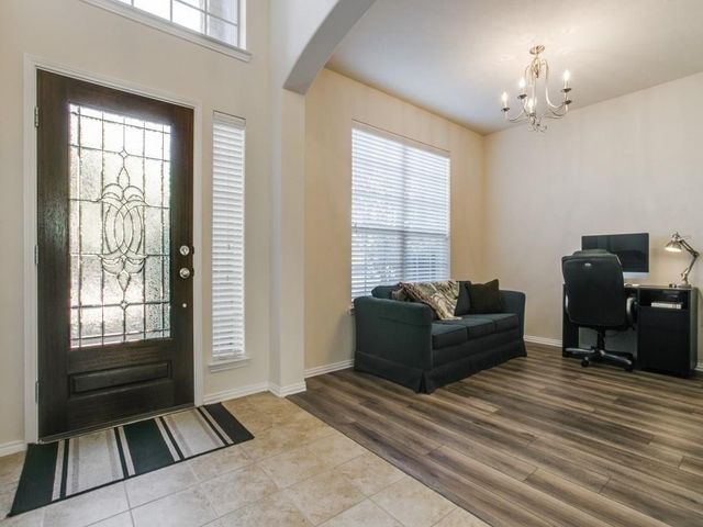 512 Anchor Way, Crowley, TX 76036