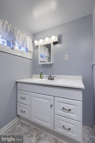 106 VELMA LN, Washington Boro, PA 17582