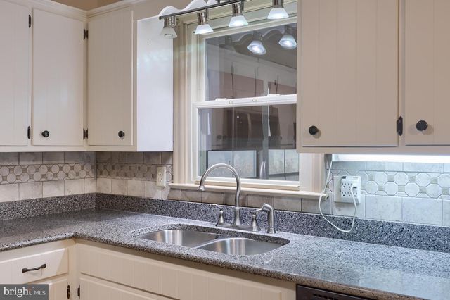 106 VELMA LN, Washington Boro, PA 17582