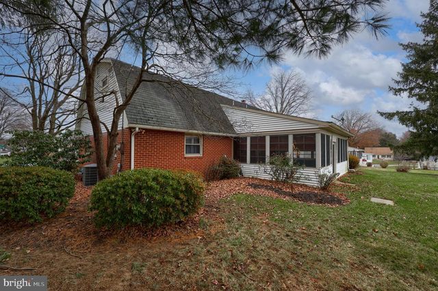 106 VELMA LN, Washington Boro, PA 17582