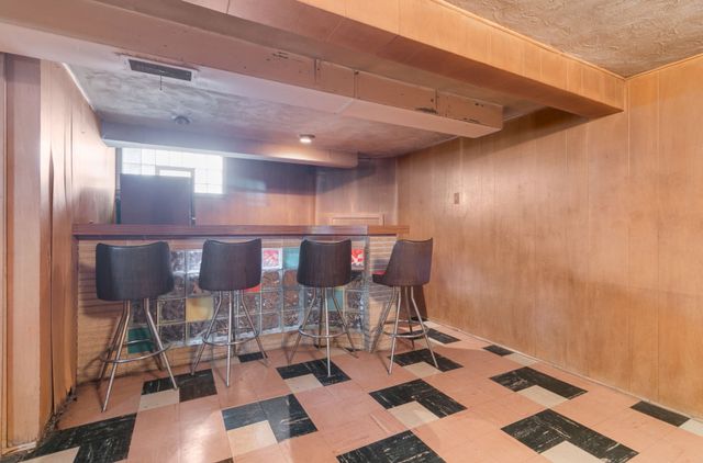 9534 S Sacramento Avenue, Evergreen Park, IL 60805