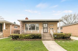 9534 S Sacramento Avenue, Evergreen Park, IL 60805