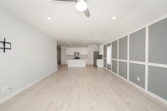 1035 Vista Pointe Drive, Fresno, TX 77545