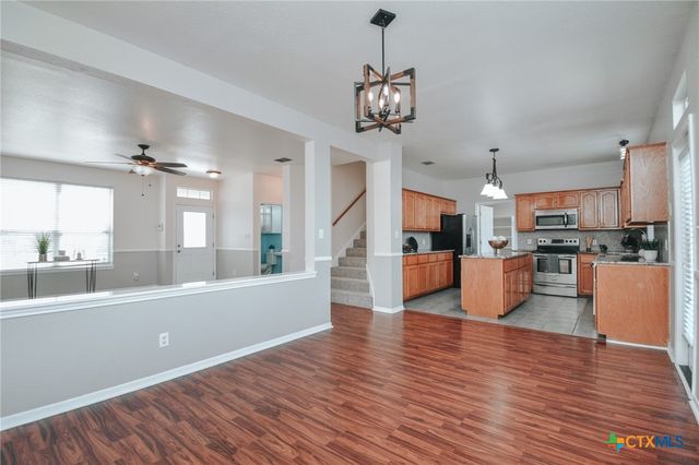 515 Bridle Lane, Victoria, TX 77904