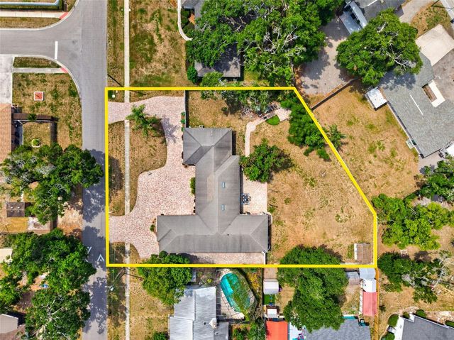 712 S OAKWOOD AVENUE, Brandon, FL 33511