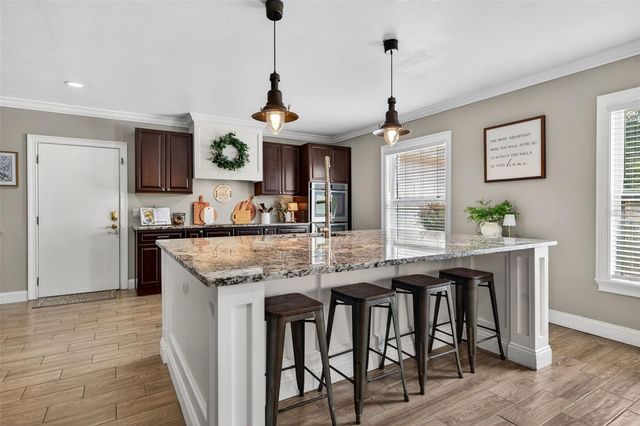 712 S OAKWOOD AVENUE, Brandon, FL 33511