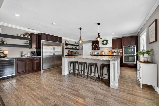 712 S OAKWOOD AVENUE, Brandon, FL 33511