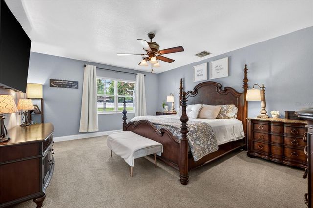 712 S OAKWOOD AVENUE, Brandon, FL 33511