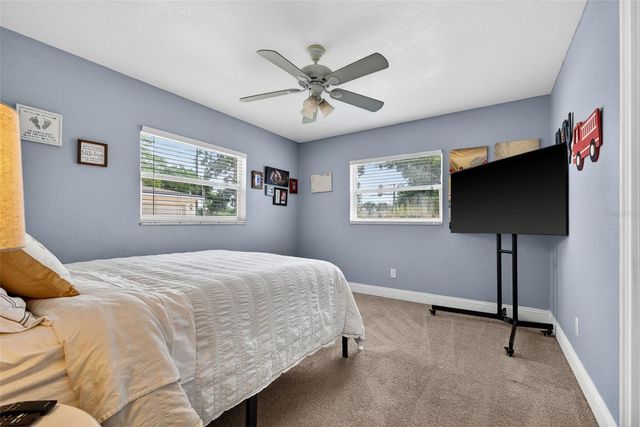 712 S OAKWOOD AVENUE, Brandon, FL 33511