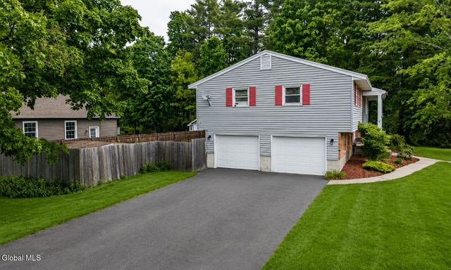 3 Elmwood Drive, Moreau, NY 12803