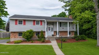 3 Elmwood Drive, Moreau, NY 12803