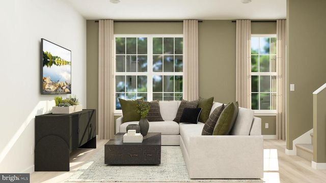 113 WEST END AVE, Hammonton, NJ 08037