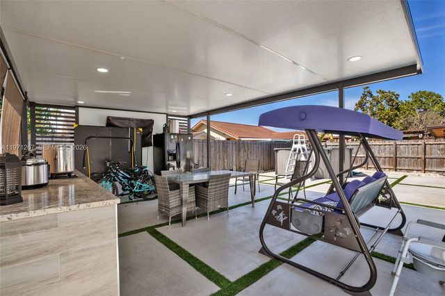 15962 SW 138th Ct, Miami, FL 33177