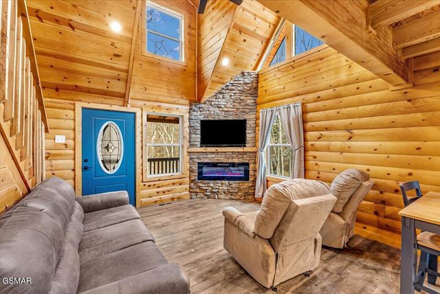 2321 Willow Lane, Sevierville, TN 37862