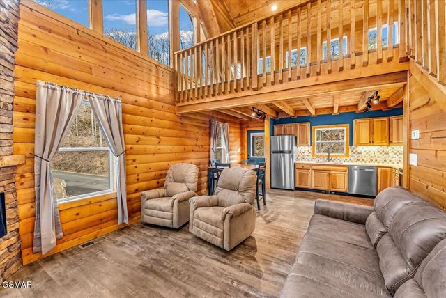 2321 Willow Lane, Sevierville, TN 37862