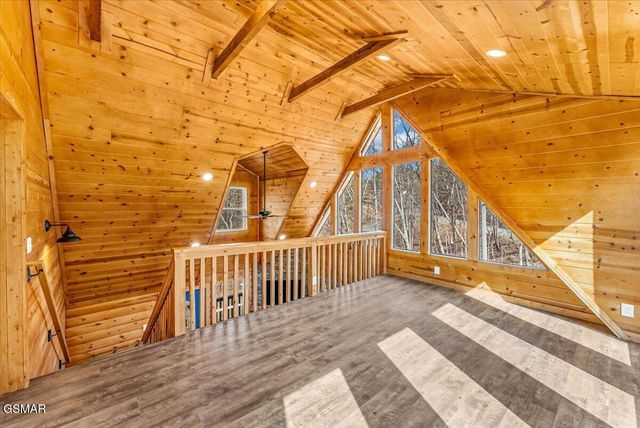 2321 Willow Lane, Sevierville, TN 37862