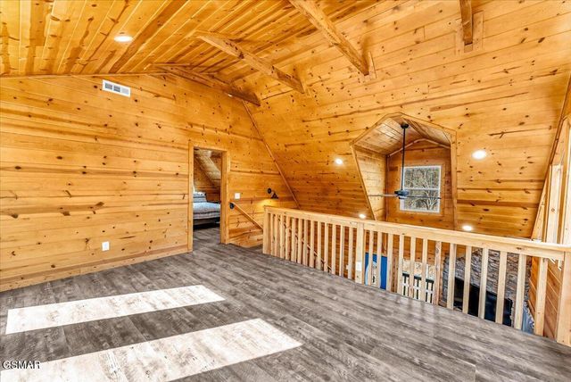 2321 Willow Lane, Sevierville, TN 37862