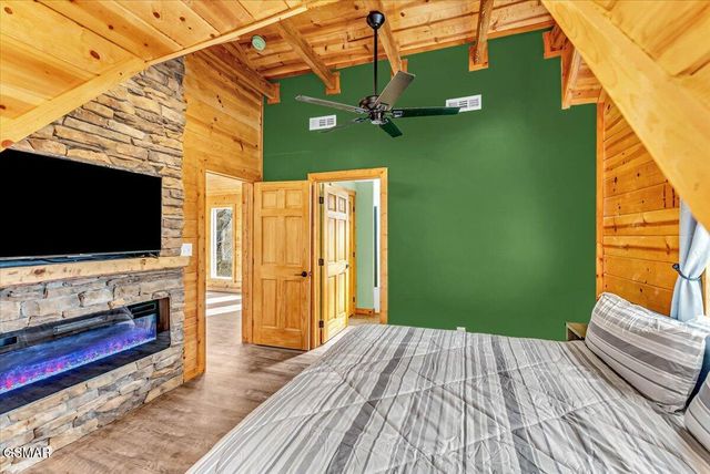 2321 Willow Lane, Sevierville, TN 37862