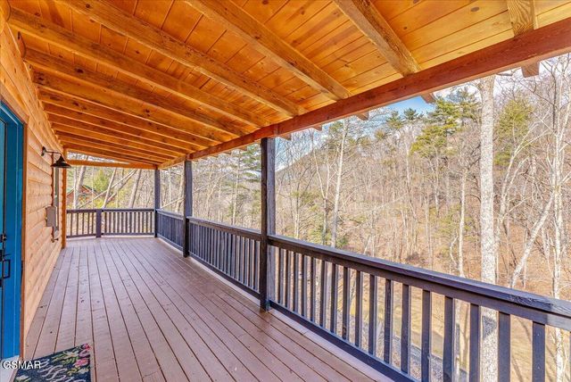 2321 Willow Lane, Sevierville, TN 37862