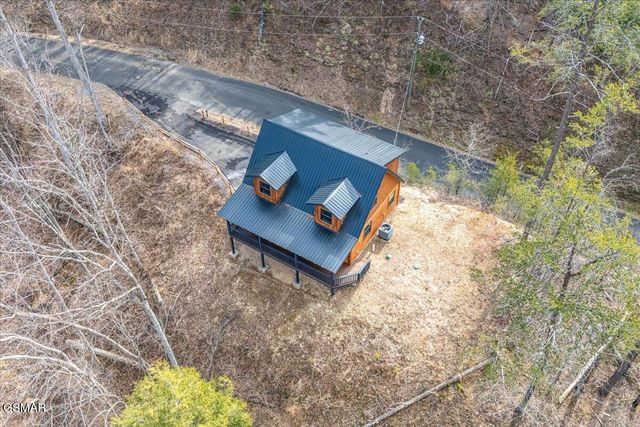 2321 Willow Lane, Sevierville, TN 37862