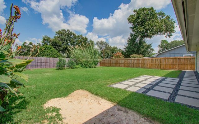 9410 Highmeadow Drive, Houston, TX 77063