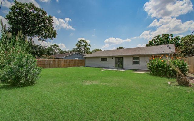 9410 Highmeadow Drive, Houston, TX 77063