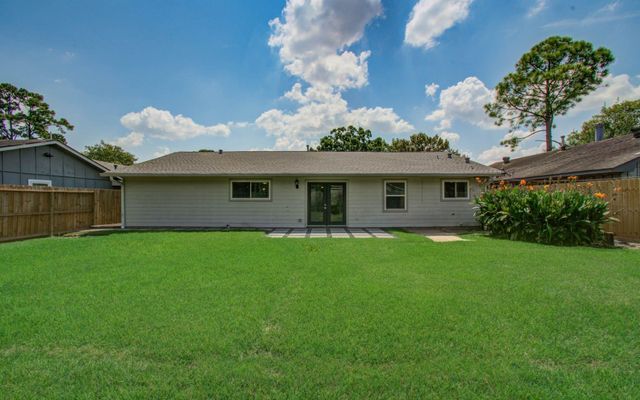 9410 Highmeadow Drive, Houston, TX 77063
