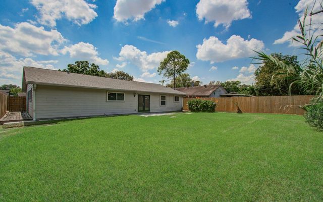 9410 Highmeadow Drive, Houston, TX 77063