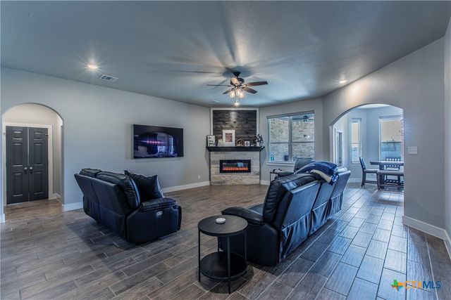 8323 Torrente Drive, Temple, TX 76504