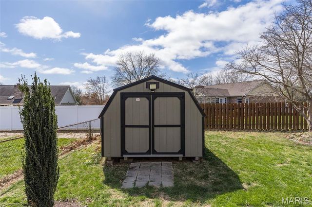 118 S Westwood Drive, Farmington, MO 63640