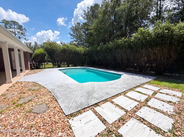 2775 RAVINES Road, Middleburg, FL 32068