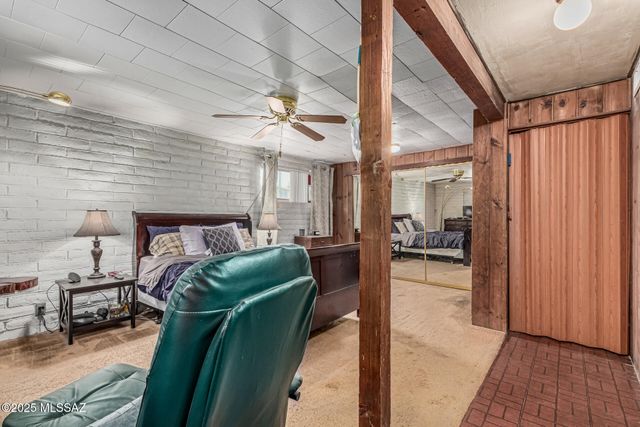 8010 E 18th Place, Tucson, AZ 85710