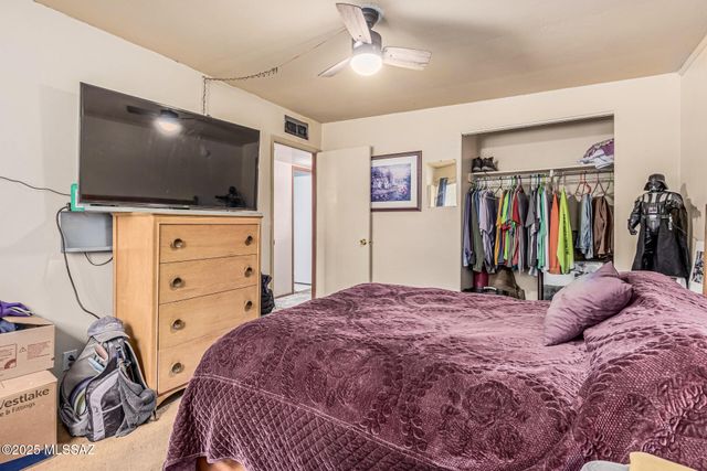 8010 E 18th Place, Tucson, AZ 85710