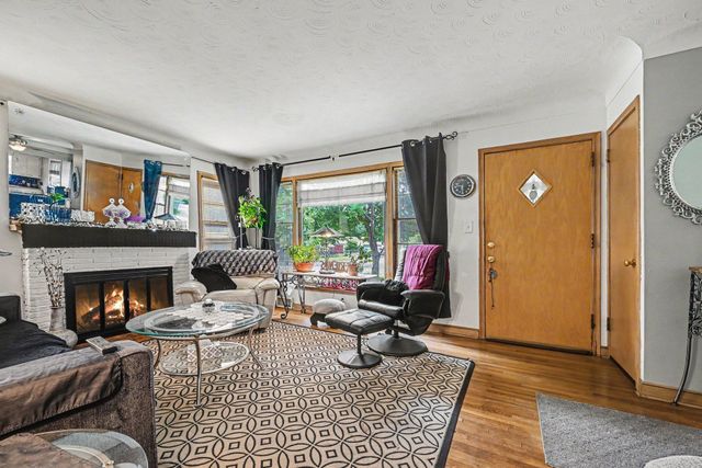 213 King Street W, Saint Paul, MN 55107