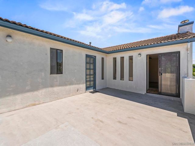 349 51 G, Coronado, CA 92118