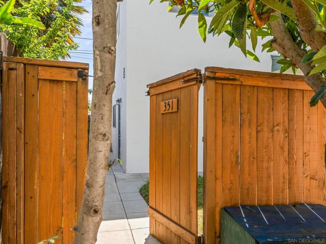 349 51 G, Coronado, CA 92118