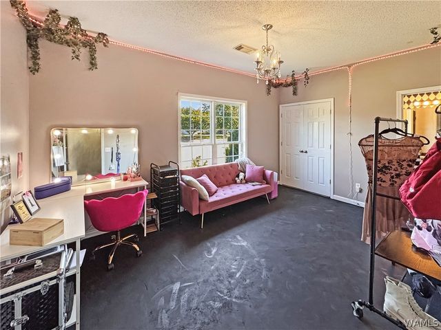 3815 Frontier, Northport, AL 35475