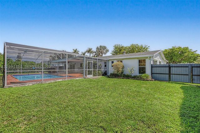 10190 SW 99th Ave, Miami, FL 33176
