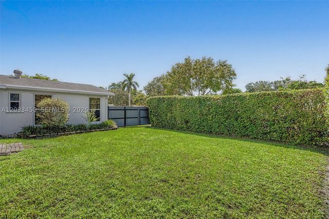 10190 SW 99th Ave, Miami, FL 33176