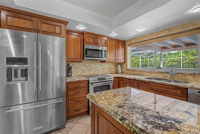 10190 SW 99th Ave, Miami, FL 33176