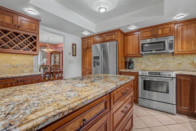 10190 SW 99th Ave, Miami, FL 33176